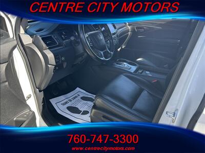 2022 Honda Pilot SE   - Photo 6 - Escondido, CA 92025