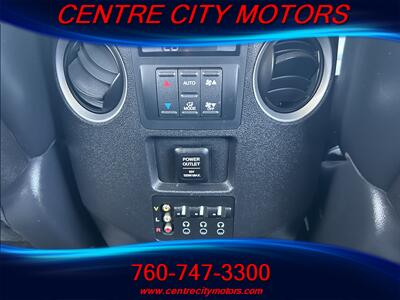 2011 Honda Pilot Touring   - Photo 10 - Escondido, CA 92025