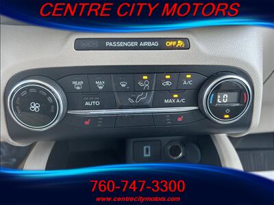 2020 Ford Escape SE   - Photo 14 - Escondido, CA 92025