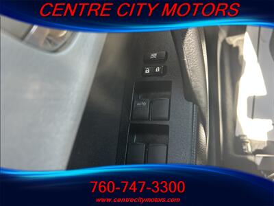 2015 Toyota Corolla LE   - Photo 17 - Escondido, CA 92025