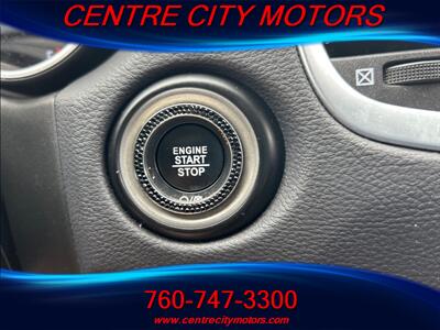 2020 Dodge Durango SXT   - Photo 19 - Escondido, CA 92025