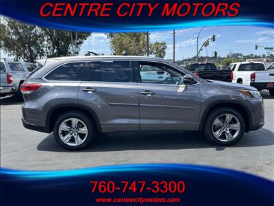 2018 Toyota Highlander Limited   - Photo 3 - Escondido, CA 92025