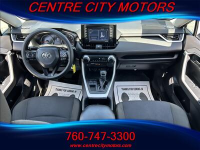 2022 Toyota RAV4 LE   - Photo 9 - Escondido, CA 92025