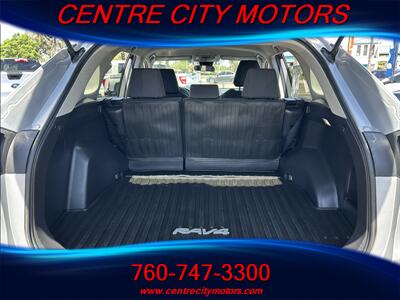 2022 Toyota RAV4 LE   - Photo 7 - Escondido, CA 92025