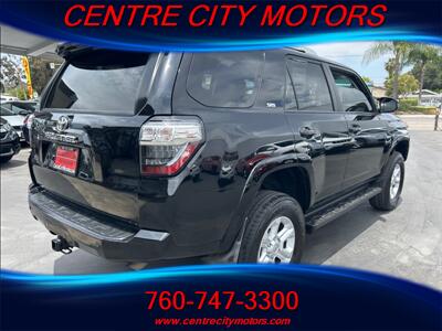 2017 Toyota 4Runner SR5   - Photo 4 - Escondido, CA 92025