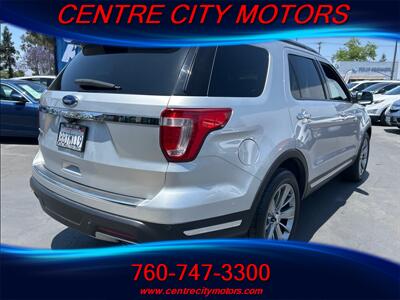 2018 Ford Explorer Limited   - Photo 4 - Escondido, CA 92025