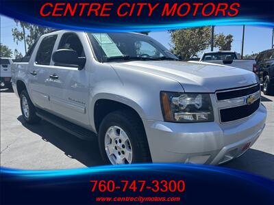 2010 Chevrolet Avalanche LS   - Photo 2 - Escondido, CA 92025