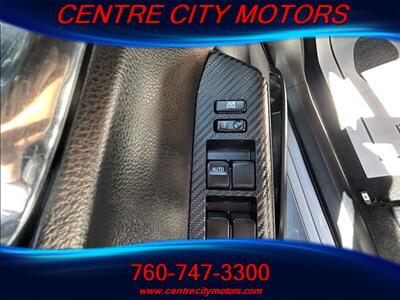 2014 Toyota RAV4 XLE   - Photo 19 - Escondido, CA 92025
