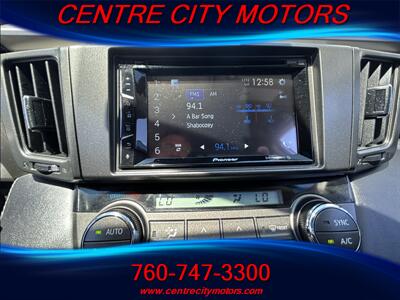 2014 Toyota RAV4 XLE   - Photo 11 - Escondido, CA 92025