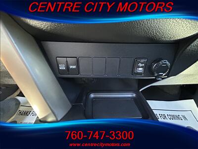 2014 Toyota RAV4 XLE   - Photo 14 - Escondido, CA 92025