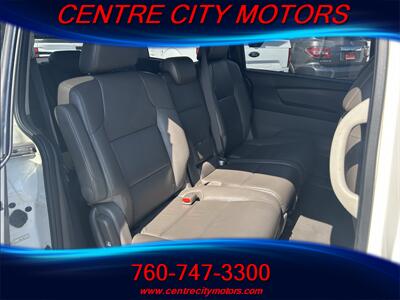 2016 Honda Odyssey Touring Elite   - Photo 7 - Escondido, CA 92025
