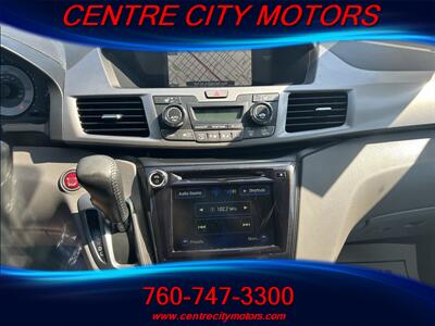 2016 Honda Odyssey Touring Elite   - Photo 15 - Escondido, CA 92025