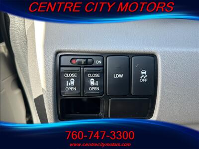 2016 Honda Odyssey Touring Elite   - Photo 25 - Escondido, CA 92025
