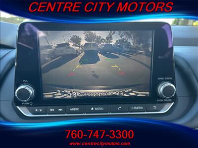 2021 Nissan Rogue S   - Photo 12 - Escondido, CA 92025