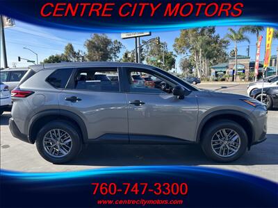 2021 Nissan Rogue S   - Photo 3 - Escondido, CA 92025