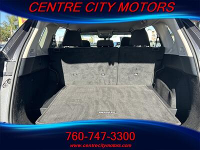 2021 Nissan Rogue S   - Photo 6 - Escondido, CA 92025