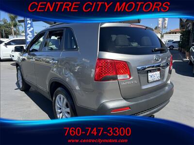 2011 Kia Sorento LX   - Photo 5 - Escondido, CA 92025