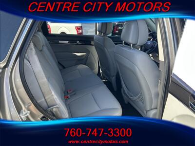 2011 Kia Sorento LX   - Photo 7 - Escondido, CA 92025