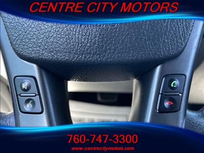 2011 Kia Sorento LX   - Photo 15 - Escondido, CA 92025