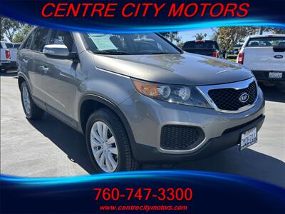 2011 Kia Sorento LX   - Photo 2 - Escondido, CA 92025