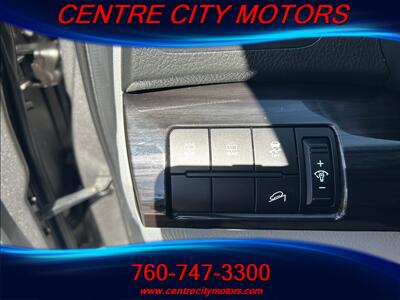 2011 Kia Sorento LX   - Photo 17 - Escondido, CA 92025