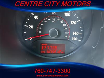 2011 Kia Sorento LX   - Photo 14 - Escondido, CA 92025
