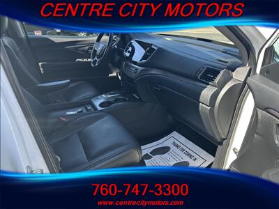 2021 Honda Pilot SE   - Photo 11 - Escondido, CA 92025