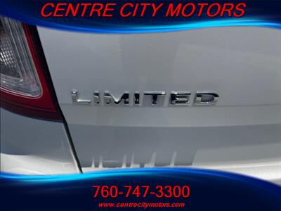 2015 Ford Explorer Limited   - Photo 29 - Escondido, CA 92025