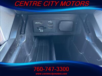 2015 Ford Explorer Limited   - Photo 19 - Escondido, CA 92025