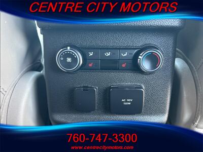 2015 Ford Explorer Limited   - Photo 12 - Escondido, CA 92025