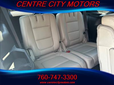 2015 Ford Explorer Limited   - Photo 10 - Escondido, CA 92025