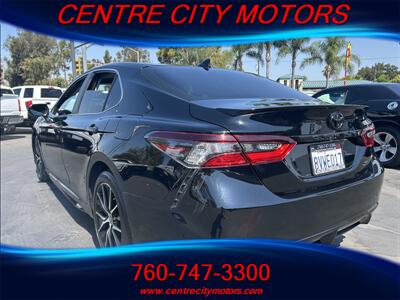 2021 Toyota Camry SE Nightshade   - Photo 4 - Escondido, CA 92025