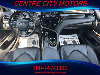 2021 Toyota Camry SE Nightshade   - Photo 5 - Escondido, CA 92025