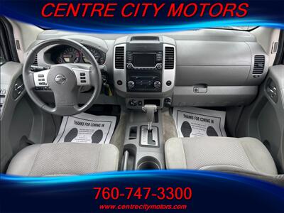 2018 Nissan Frontier SV  Crew Cab 4x4 - Photo 9 - Escondido, CA 92025