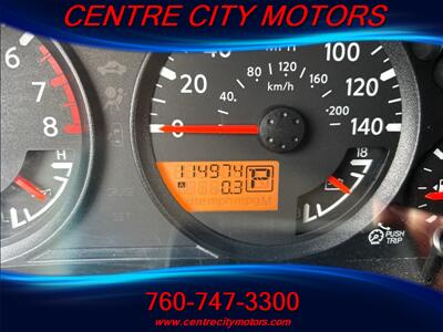 2018 Nissan Frontier SV  Crew Cab 4x4 - Photo 16 - Escondido, CA 92025