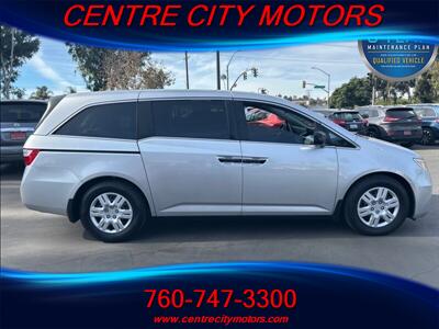 2012 Honda Odyssey LX   - Photo 3 - Escondido, CA 92025