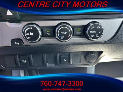 2020 Toyota Tacoma SR  Access Cab - Photo 14 - Escondido, CA 92025
