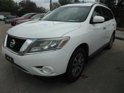 2013 Nissan Pathfinder SV SUV