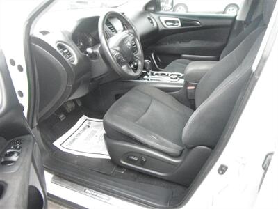2013 Nissan Pathfinder SV - Photo 6 - Horton, KS 66439