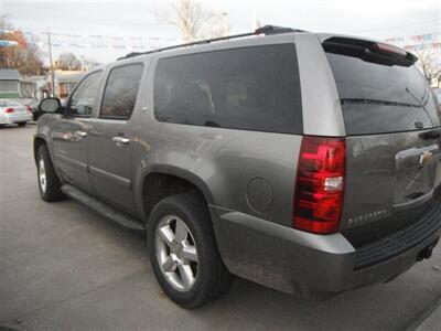 2007 Chevrolet Suburban LTZ   - Photo 4 - Horton, KS 66439
