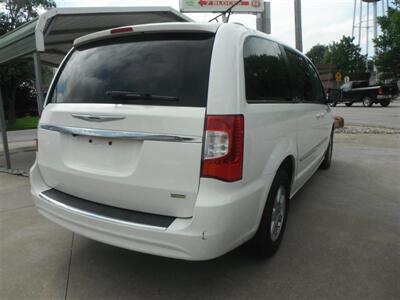 2012 Chrysler Town & Country Touring   - Photo 3 - Horton, KS 66439