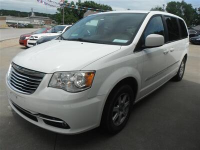 2012 Chrysler Town & Country Touring   - Photo 1 - Horton, KS 66439