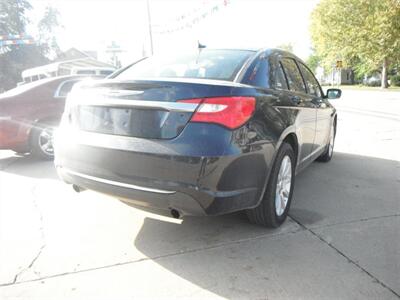 2011 Chrysler 200 Touring   - Photo 3 - Horton, KS 66439