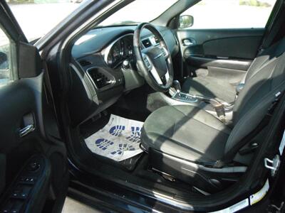 2011 Chrysler 200 Touring   - Photo 7 - Horton, KS 66439