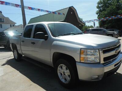 2011 Chevrolet Silverado 1500 LT   - Photo 2 - Horton, KS 66439