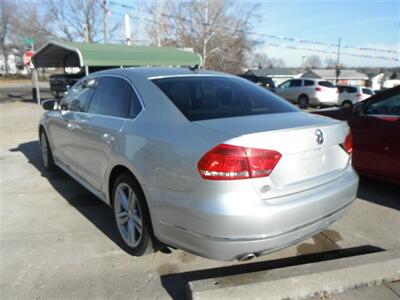 2014 Volkswagen Passat 2.0L TDI SE - Photo 4 - Horton, KS 66439