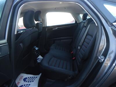 2015 Ford Fusion SE   - Photo 5 - Horton, KS 66439