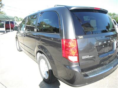 2016 Dodge Grand Caravan SXT Plus   - Photo 4 - Horton, KS 66439