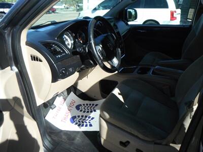 2016 Dodge Grand Caravan SXT Plus   - Photo 8 - Horton, KS 66439