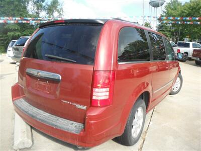 2010 Chrysler Town & Country Touring   - Photo 3 - Horton, KS 66439